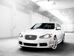 Jaguar XF R 5.0 V8 Supercharged - [2009]