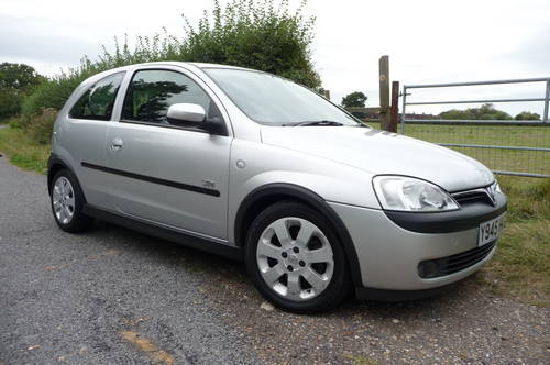 Vauxhall-Opel Corsa 1.8 Sport SRi - [2001]