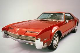 Oldsmobile Toronado 7L V8